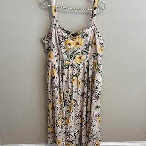 Torrid Yellow and Cream Floral Midi Dress size 2